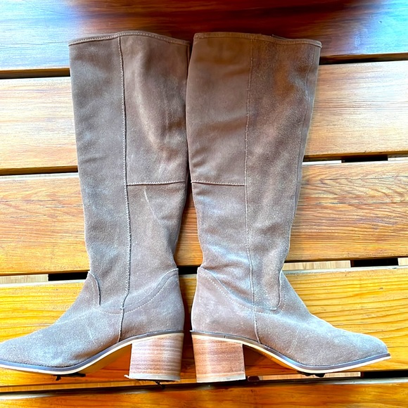Steve Madden suede boots - Picture 2 of 3